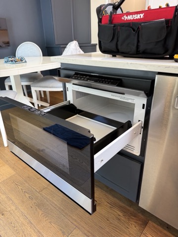 Drawer microwave on a service call