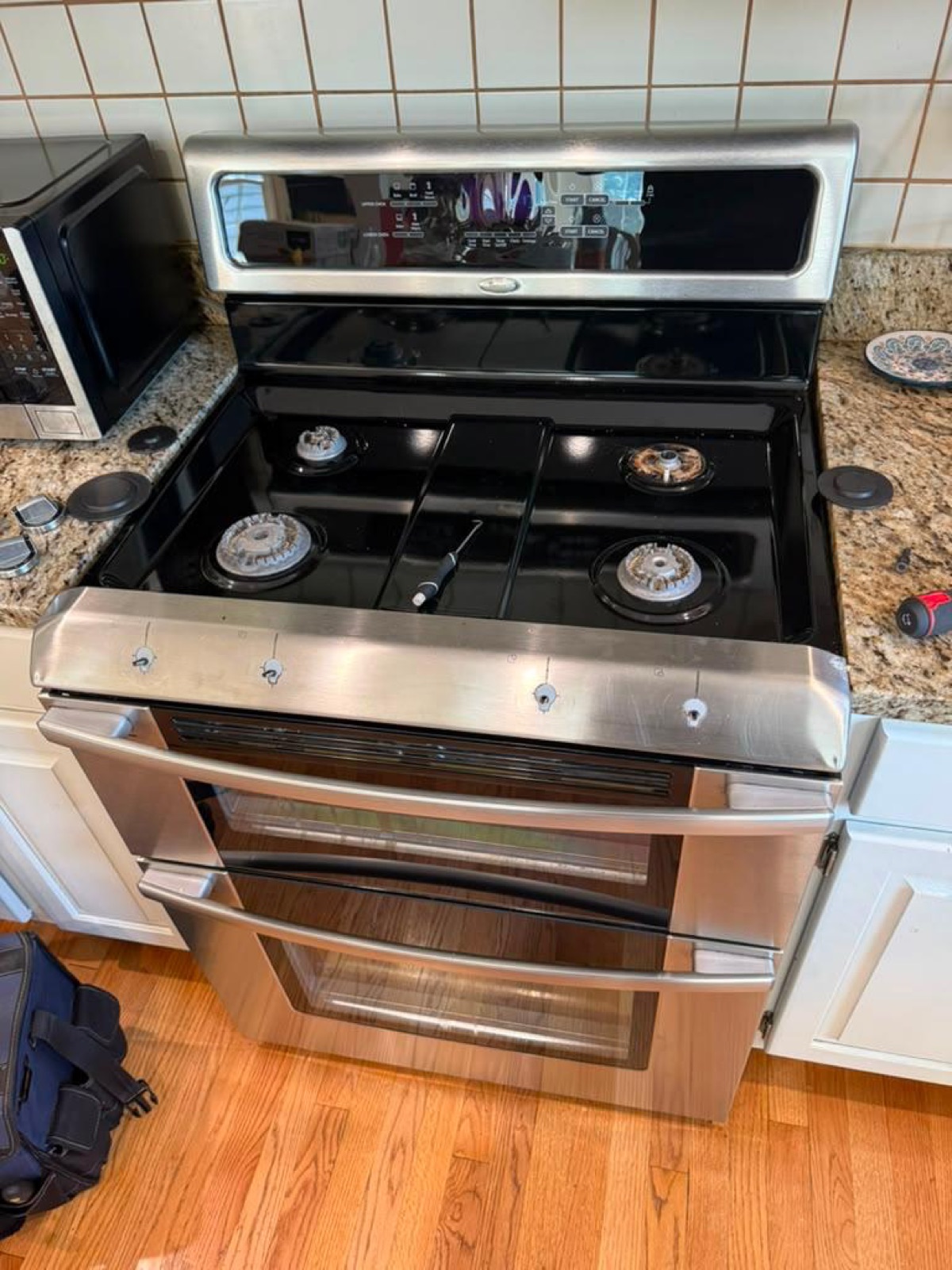 Double-oven gas range