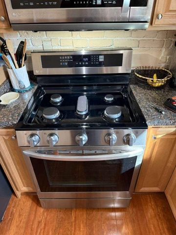 Gas range on a service call