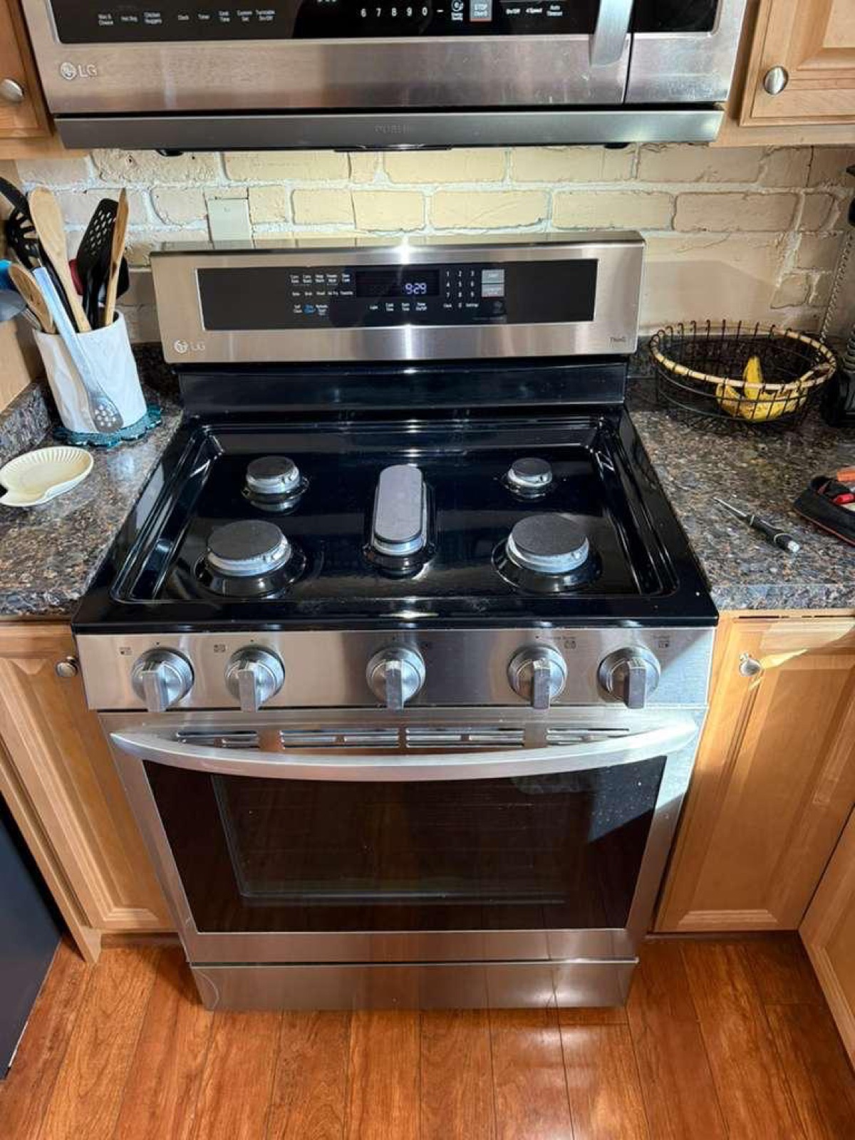 Gas range on a service call