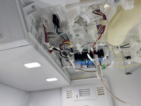Ice maker opened for testing